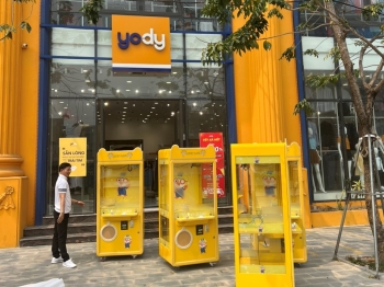 HỢP TÁC ĐẶT MÁY GẮP GẤU